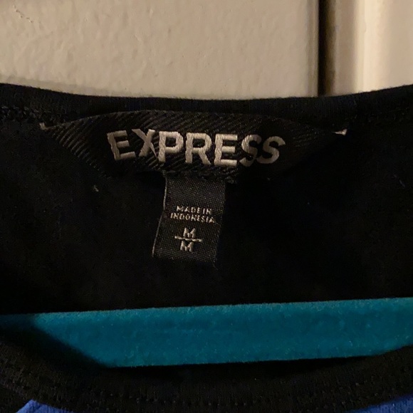 Express dress. - Picture 2 of 3